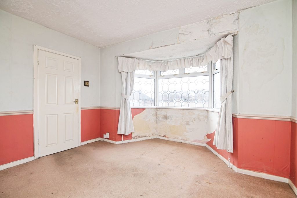 Property photo 3 of 20 Pbox-Img.Jpg