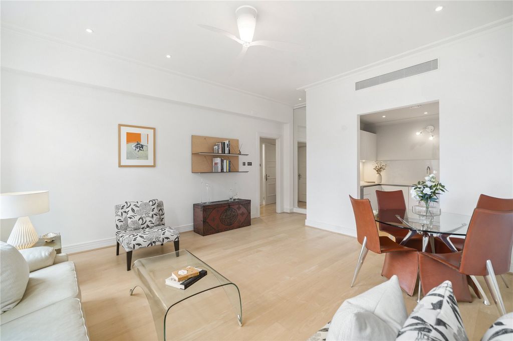 Property photo 3 of 14 Reception Room