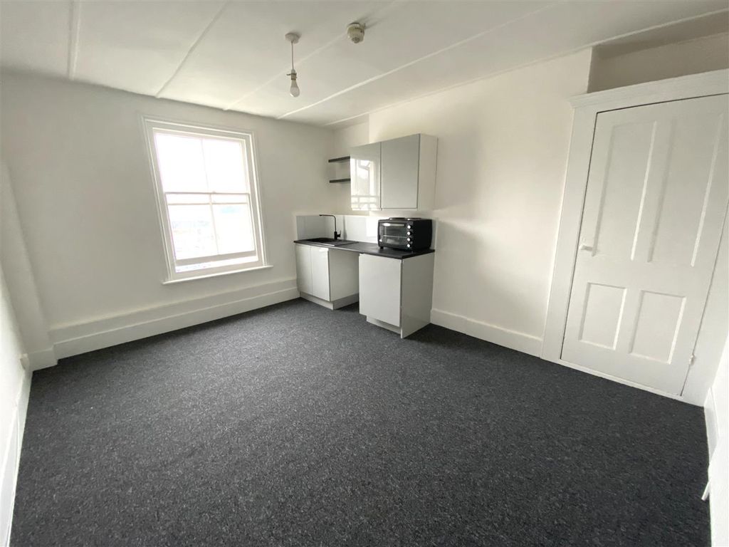 Property photo 3 of 6 Img_6377.Jpeg