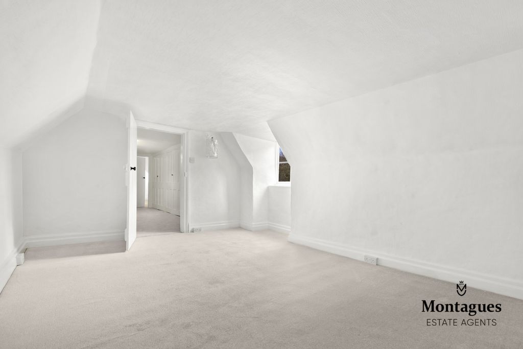 Additional image 21 of 6 bed detached house to rentThornwood Road, Epping CM16