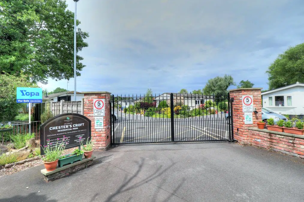 Property photo 1 of 9