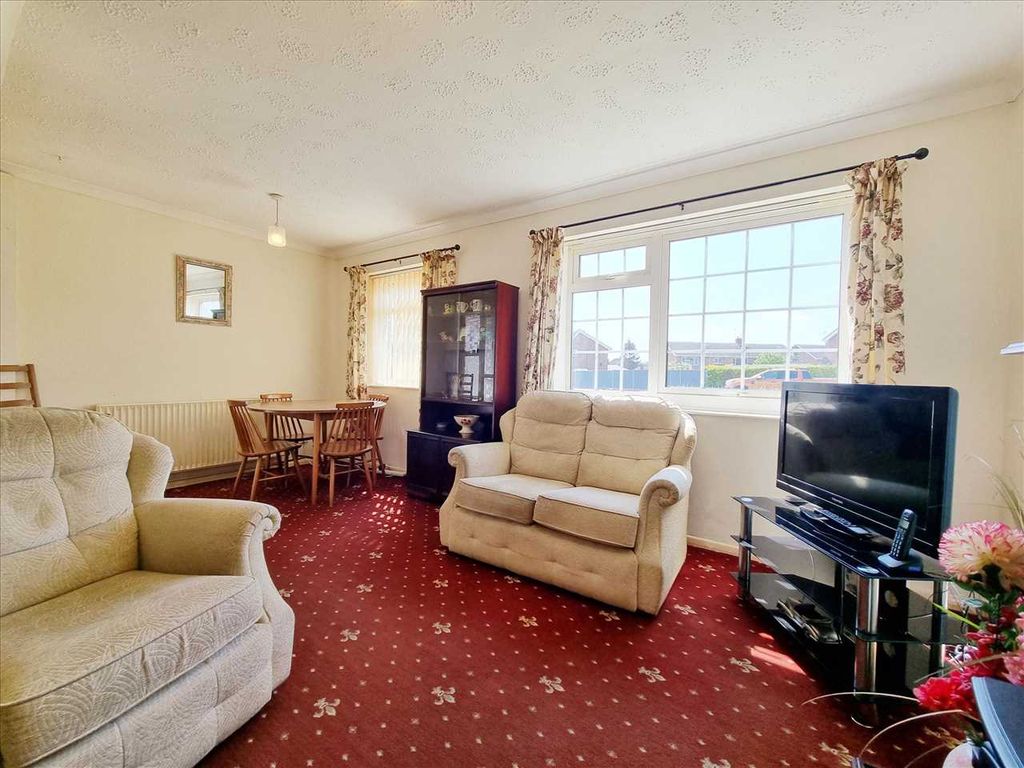 Property photo 3 of 10 Lounge Diner: