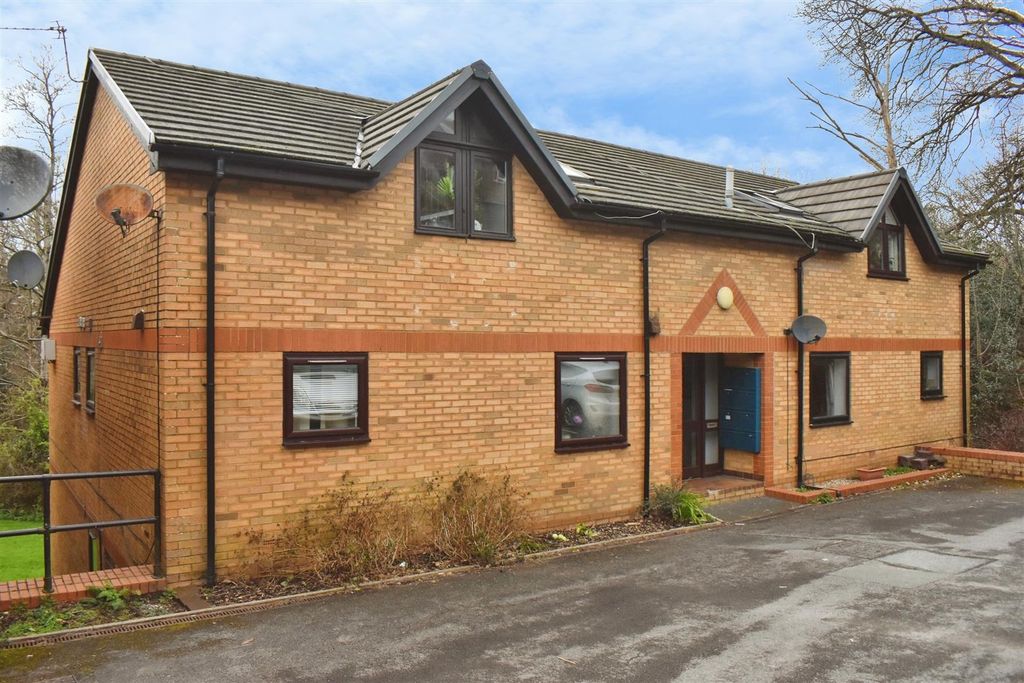 Property photo 1 of 12 3Eeed750-Ec 20Front.Jpg