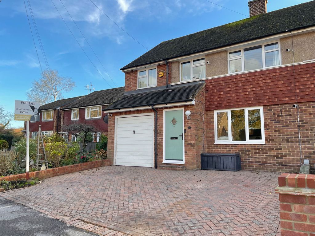 Property photo 1 of 53