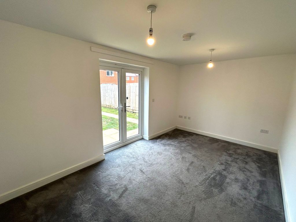 Property photo 2 of 11 Picture No. 05