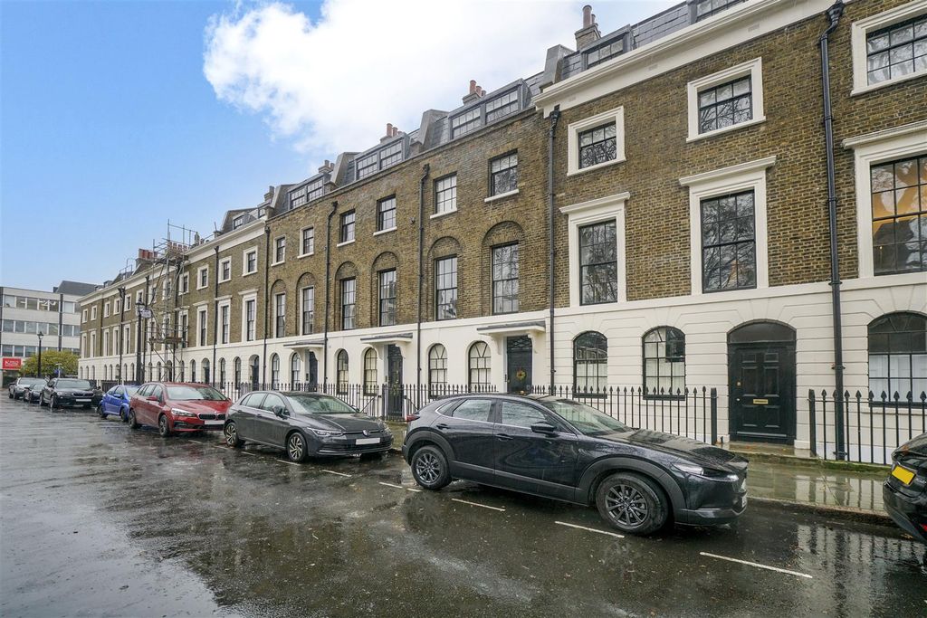 Property photo 2 of 19 Flat C, 59 Trinity Church Square - Bsro3eV1Gikb1Ka