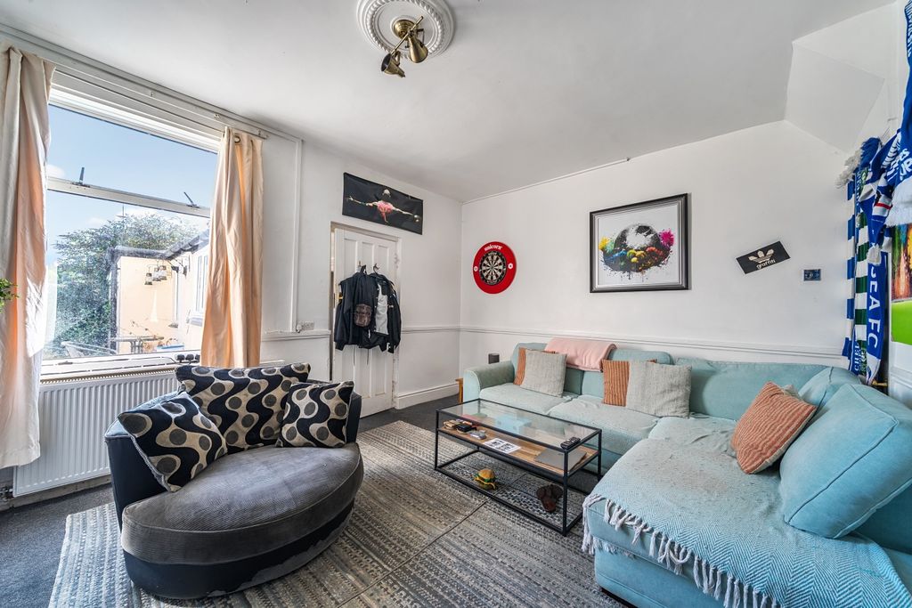 Property photo 2 of 21 15-6A7Da64664599-1500128-19Ffac9Ebaeeb-22-22-1