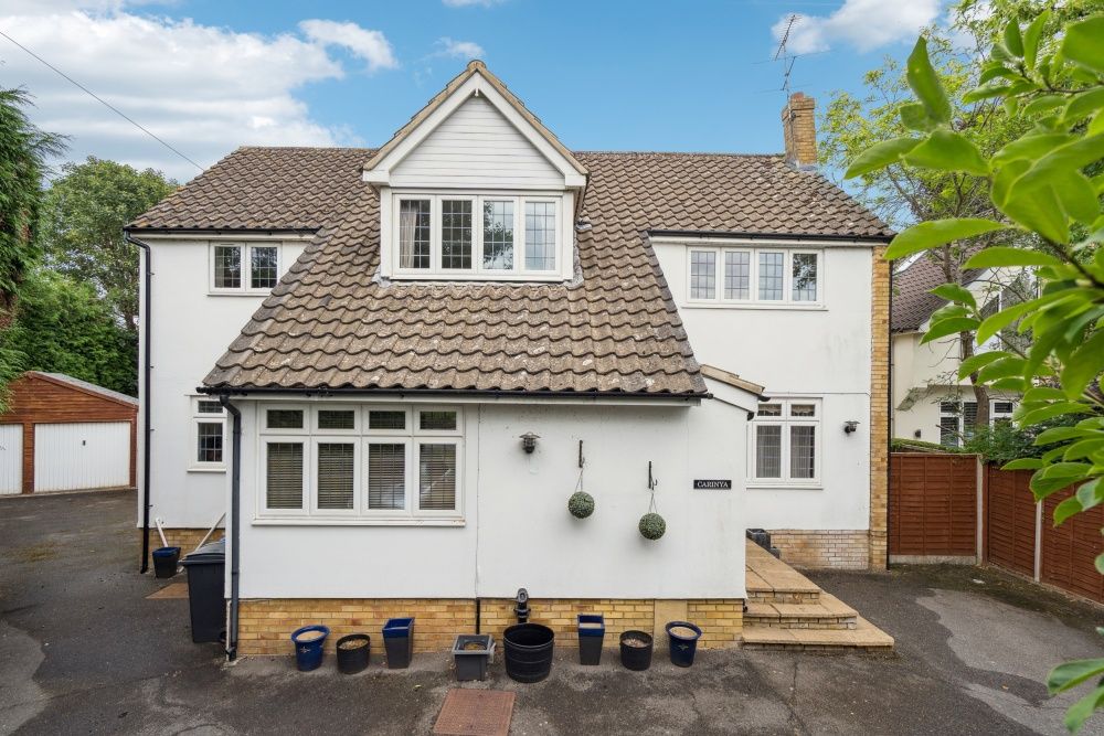 Property photo 1 of 17