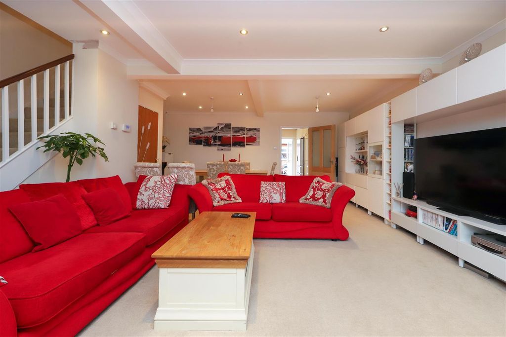 Property photo 3 of 15 Living/Dining Room