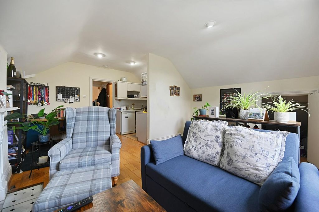 Property photo 3 of 8 1.Jpg