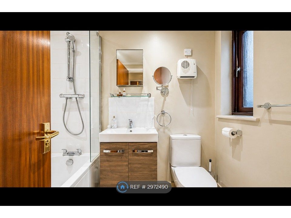 Property photo 3 of 5