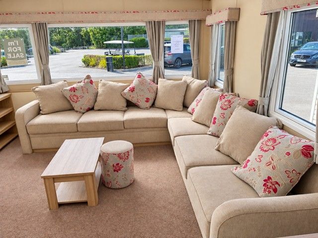 Property photo 3 of 7 Abi Oakley 2015 Vs178152 149251907.Jpeg