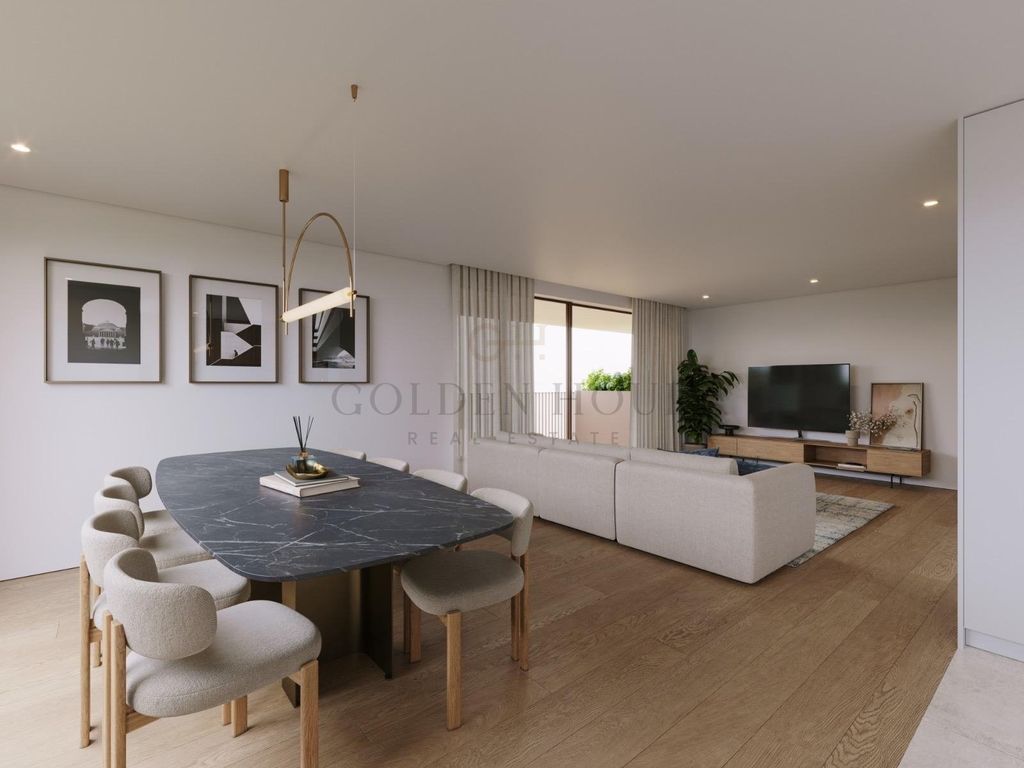 Property photo 1 of 14 3-Bedroom Apartment With Sea View In Gaia