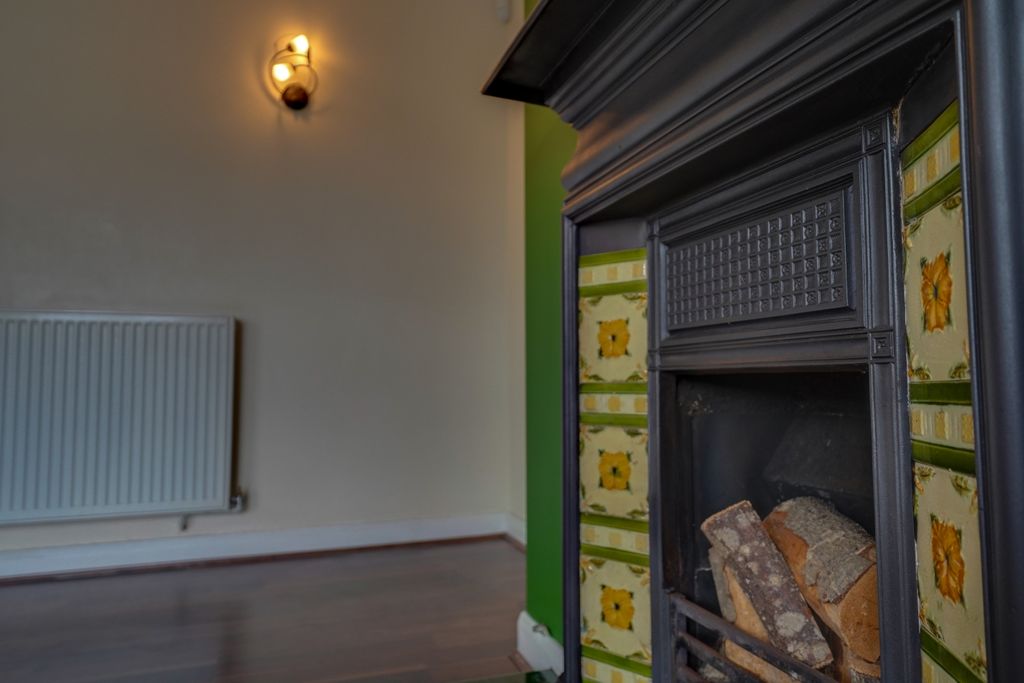 Property photo 2 of 11 Dsc05094-Dsc05098