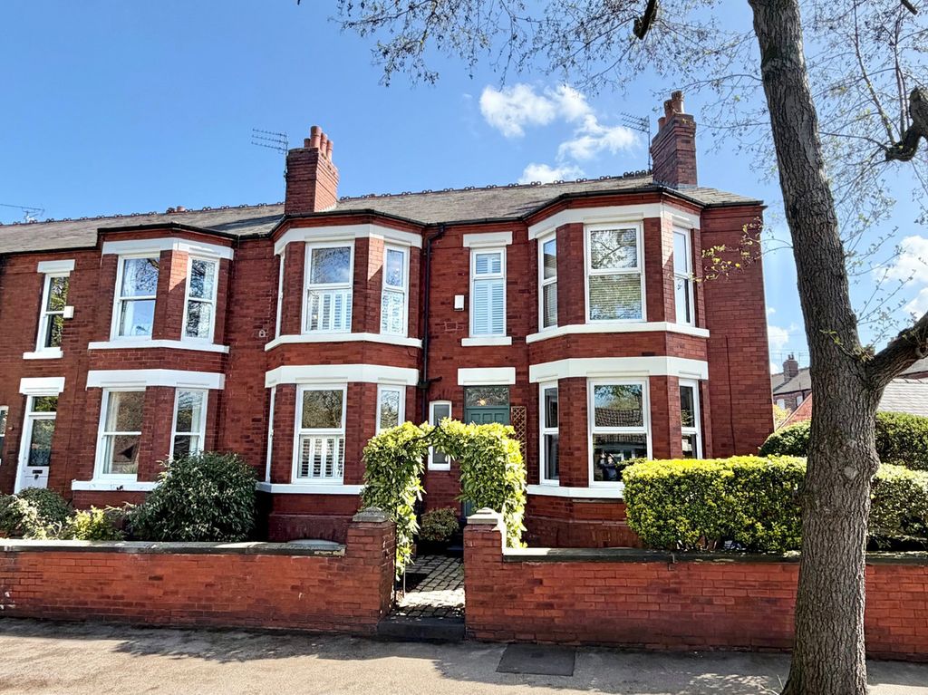 Property photo 1 of 31