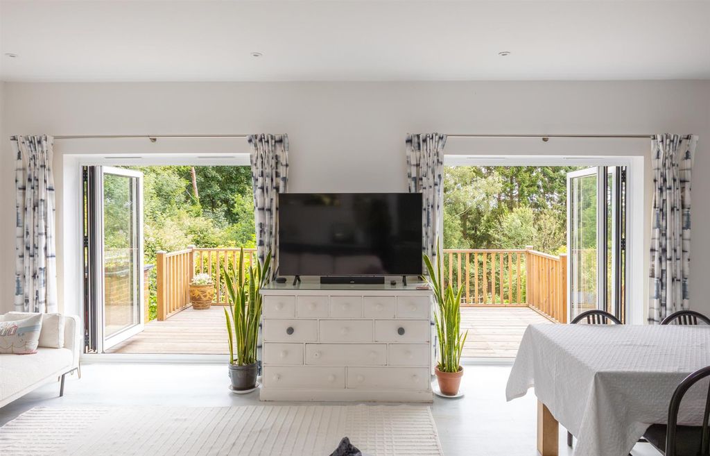 Property photo 3 of 34 Open Plan Living
