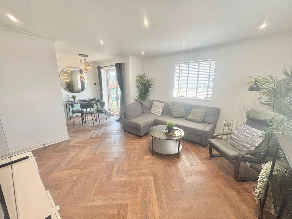 Property photo 2 of 30