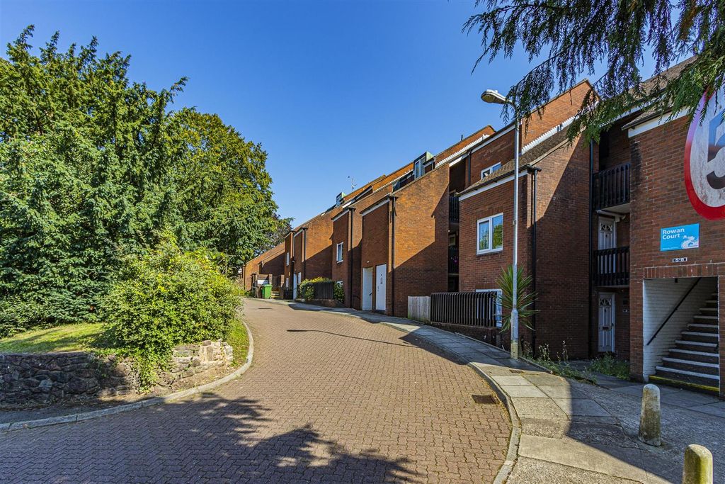 Property photo 1 of 11 1Fqiw8Sff0A-Gycbiewdig.Jpg