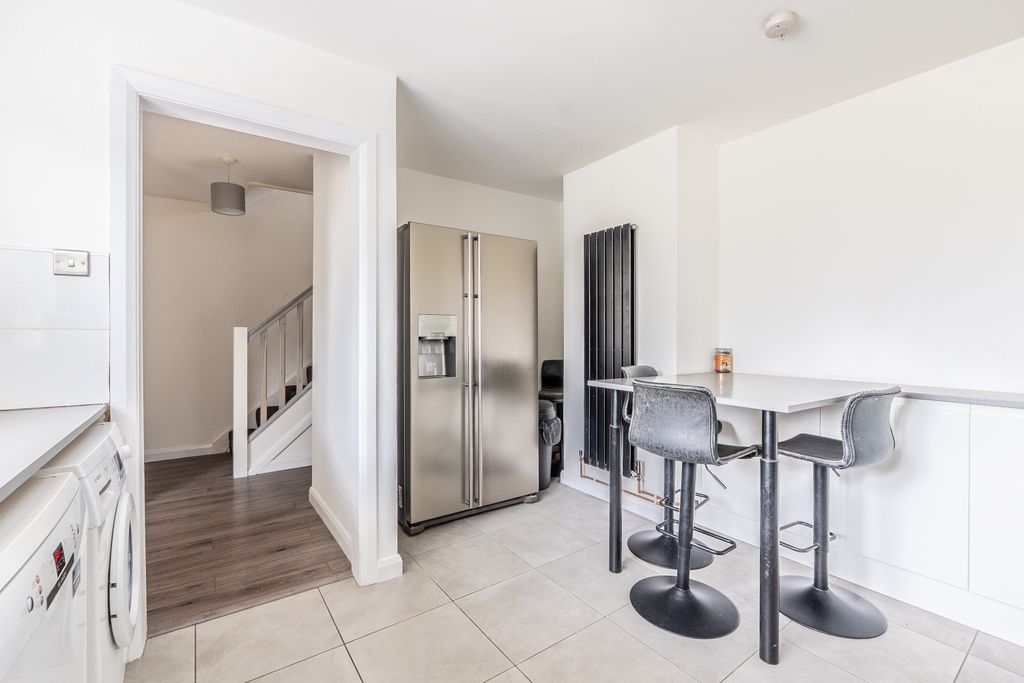 Property photo 2 of 19 Dsc08862-Hdr