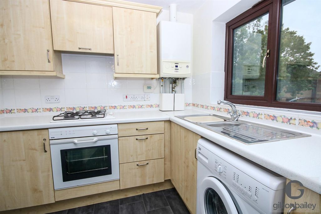 Property photo 3 of 8 Img_6099-2.Jpg