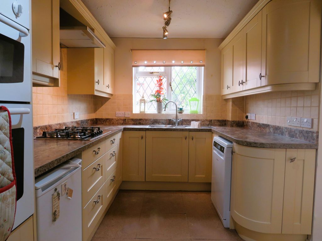 Property photo 2 of 9
