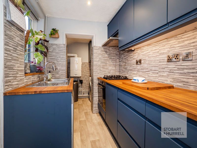 Property photo 3 of 14 Kitchen