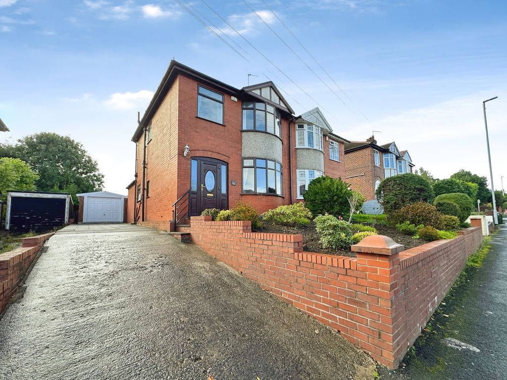 Property photo 1 of 16 External