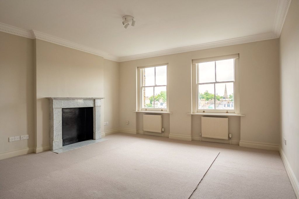 Property photo 2 of 16 Living Room