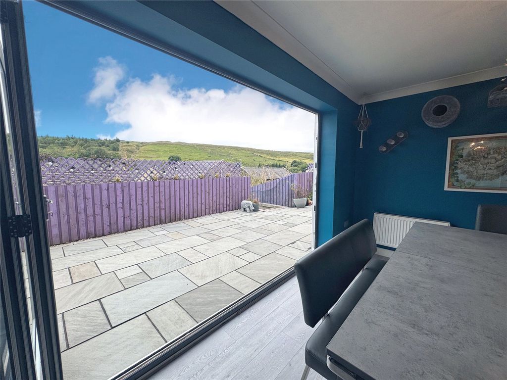 Property photo 3 of 35 Picture No. 39