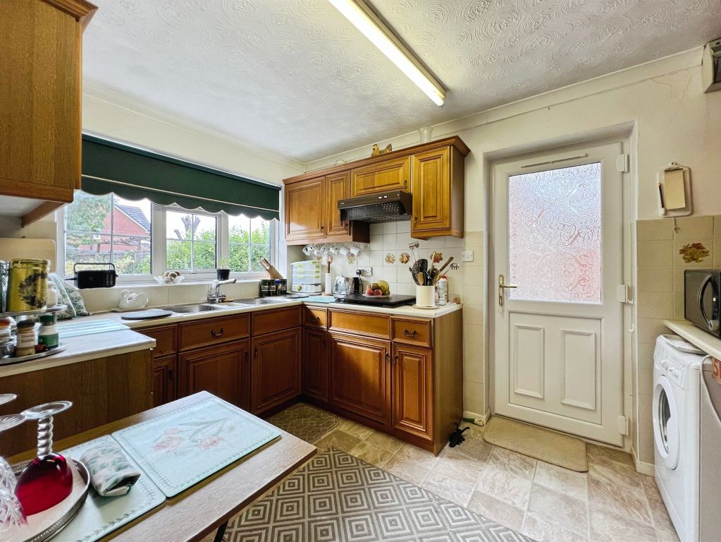 Property photo 3 of 19
