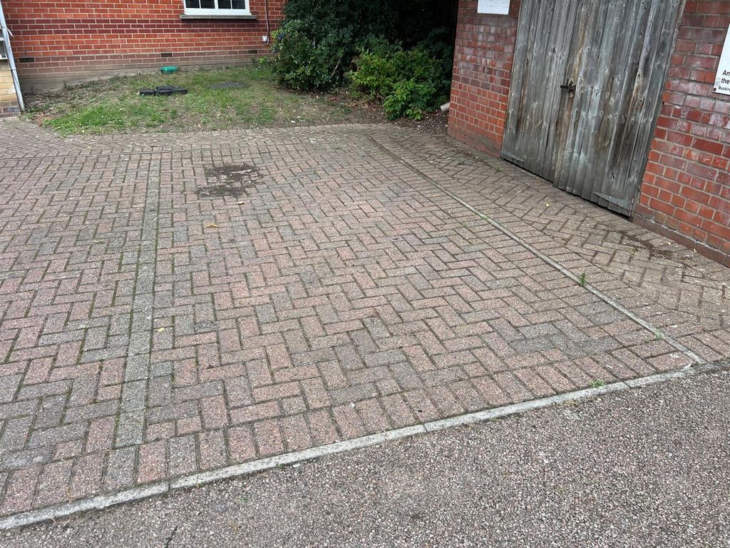 Property photo 2 of 7 02.Jpg