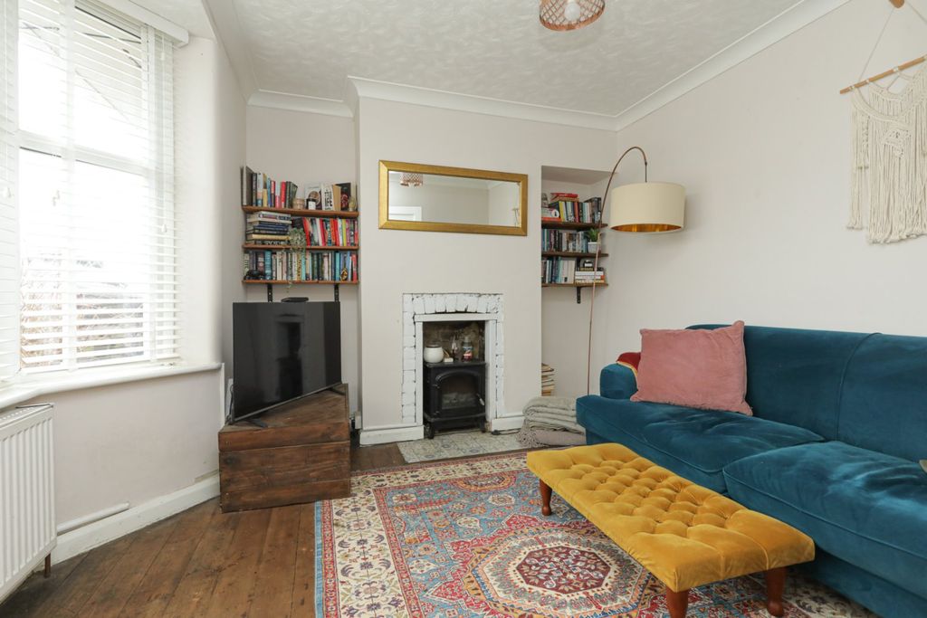 Property photo 2 of 14 Picture 2