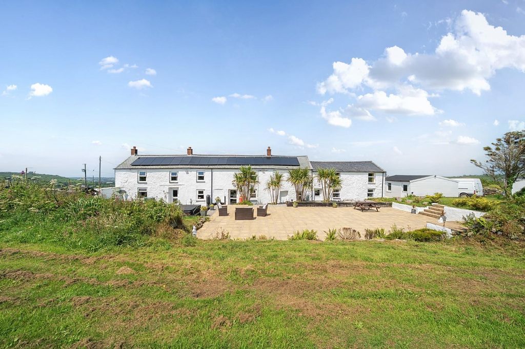 Property photo 1 of 39 80c73473-9861-414c-8c8B-9E9cd0B9F621.Jpg