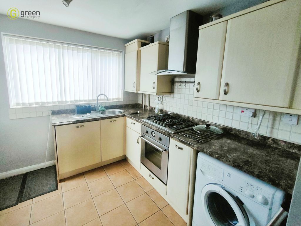 Property photo 3 of 18