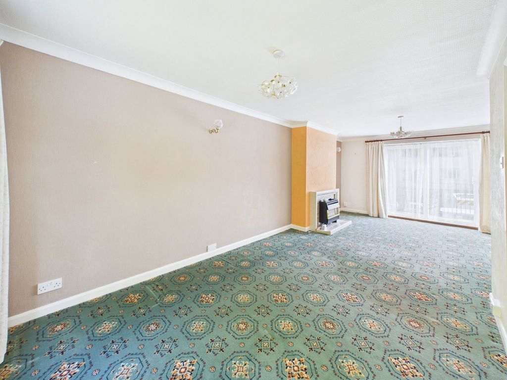 Property photo 3 of 21