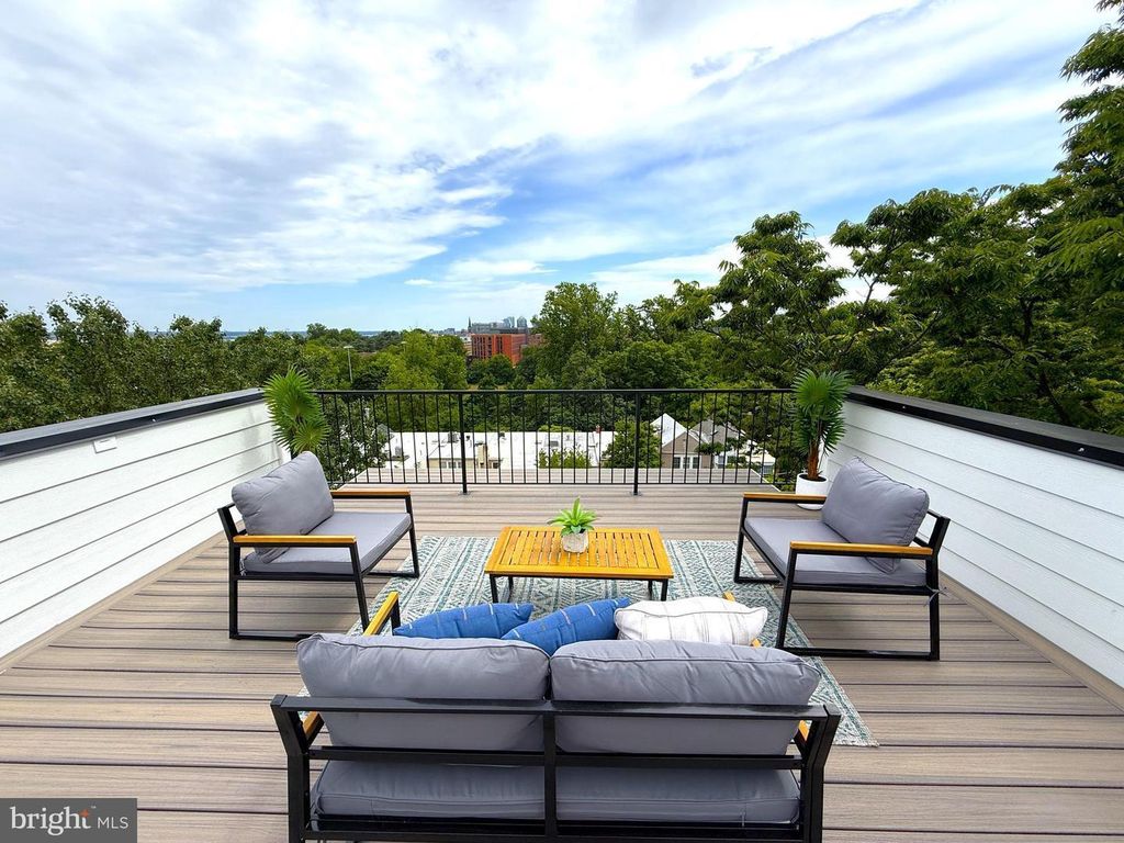 Property photo 3 of 21 <Alttext/>