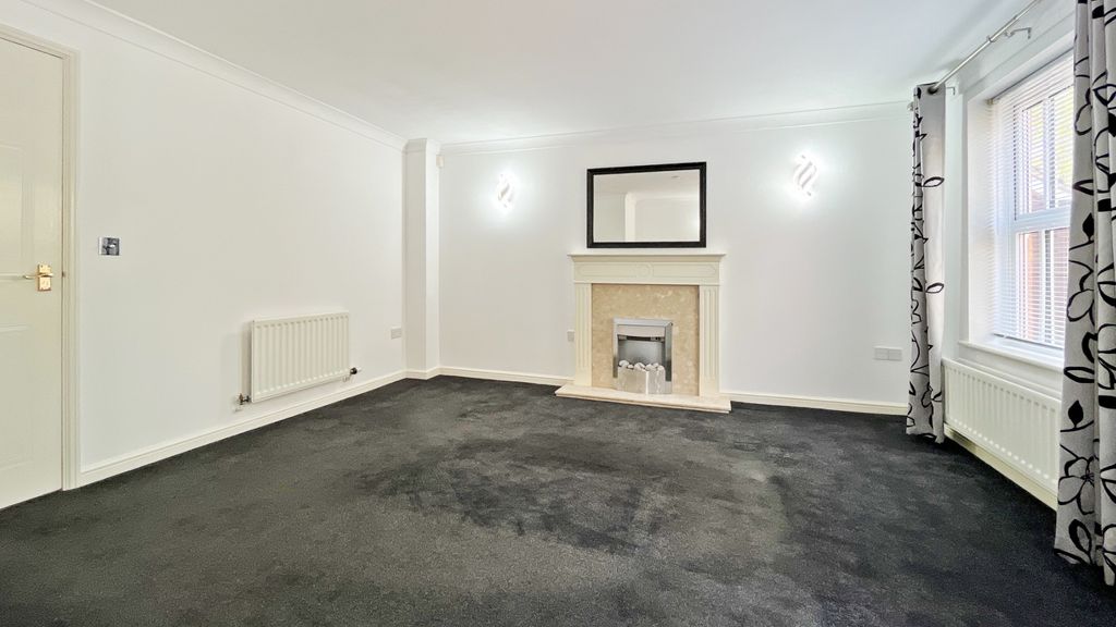 Property photo 2 of 14 5038112