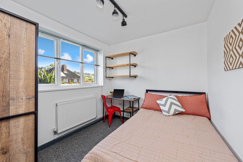 Property photo 2 of 12 Photo 1