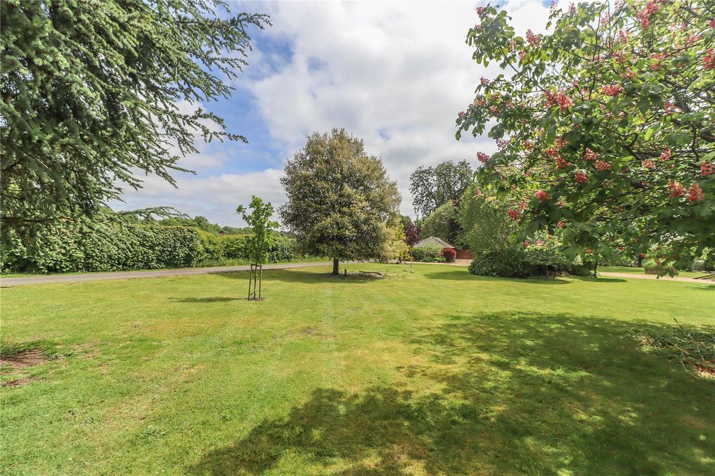 Property photo 3 of 12 Picture No. 30