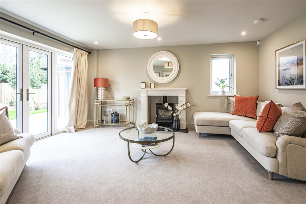 Property photo 2 of 28