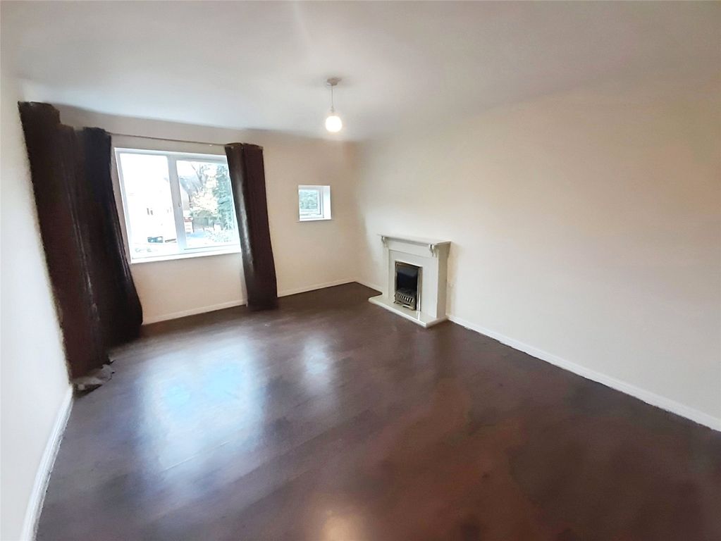 Property photo 2 of 12 Picture No. 38