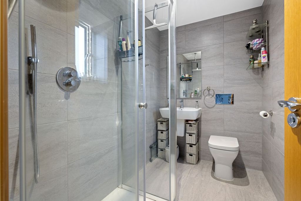 Additional image 27 of 4 bed detached house for saleTanners Reach, Petersfield, Hampshire GU32