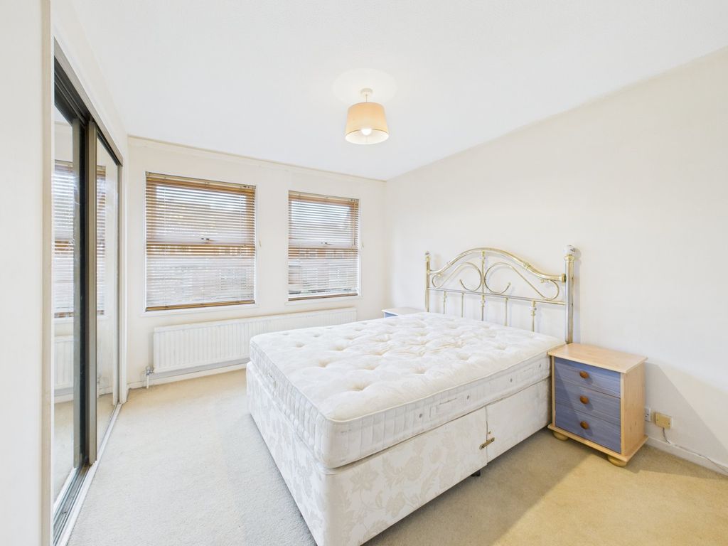 Property photo 3 of 10 Picture No. 12