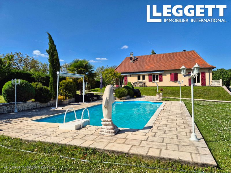 Property photo 2 of 10