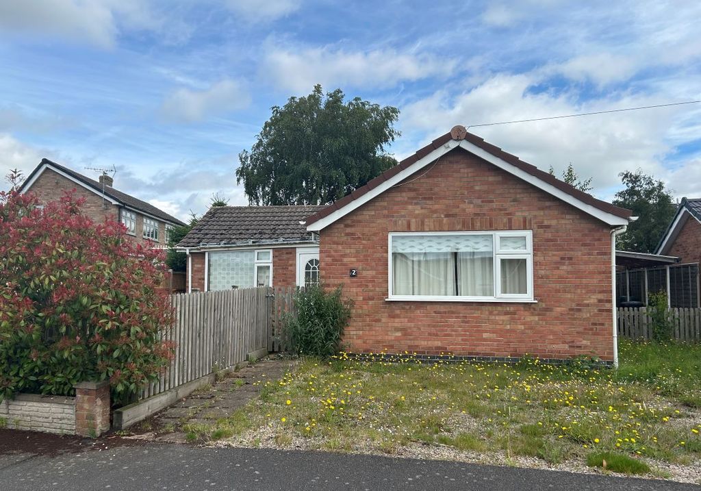 Property photo 1 of 2