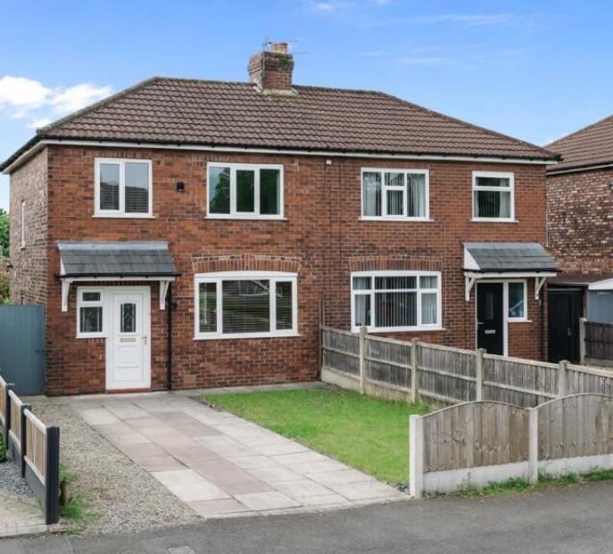 Property photo 1 of 8 Coach Road.Png