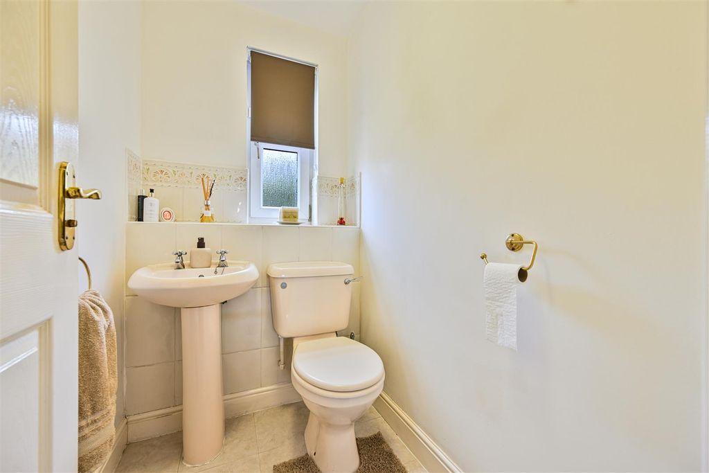 Additional image 10 of 4 bed detached house for saleClay Court, Motherwell ML1