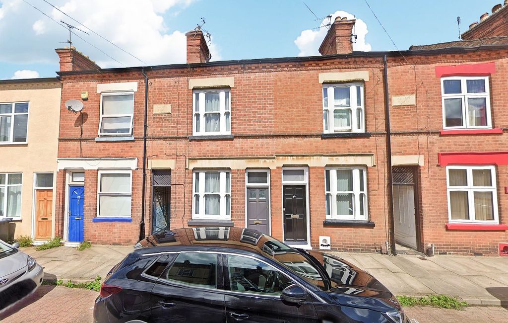 Property photo 1 of 16
