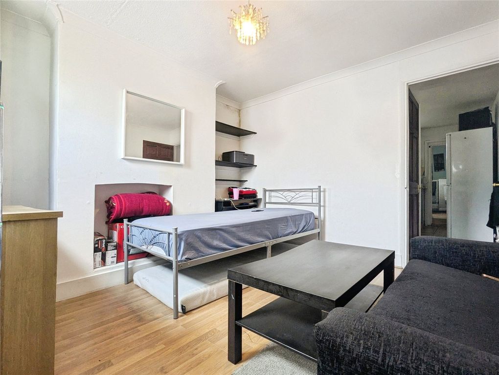 Property photo 3 of 10 Picture No. 22