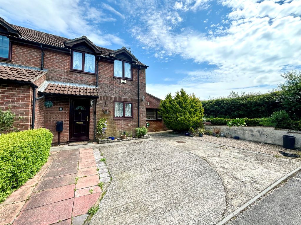 Property photo 1 of 14